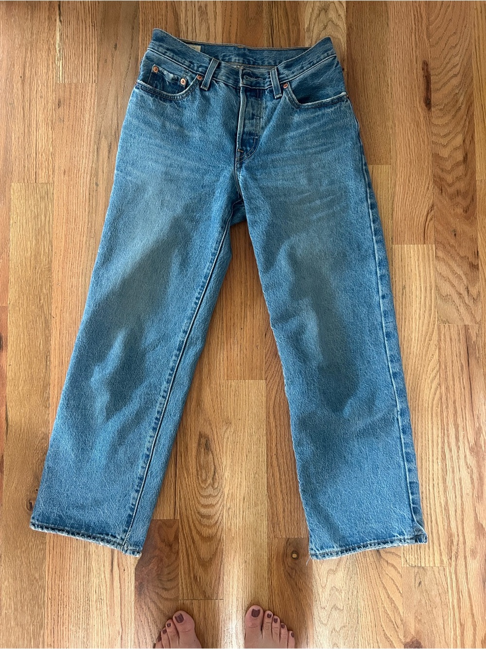 Vintage Levi’s 501 90’s Ankle Straight Jeans (24 W 27 L)